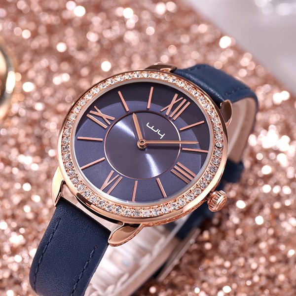 经典真皮手表皮带表时尚女性手表防水皮带手表